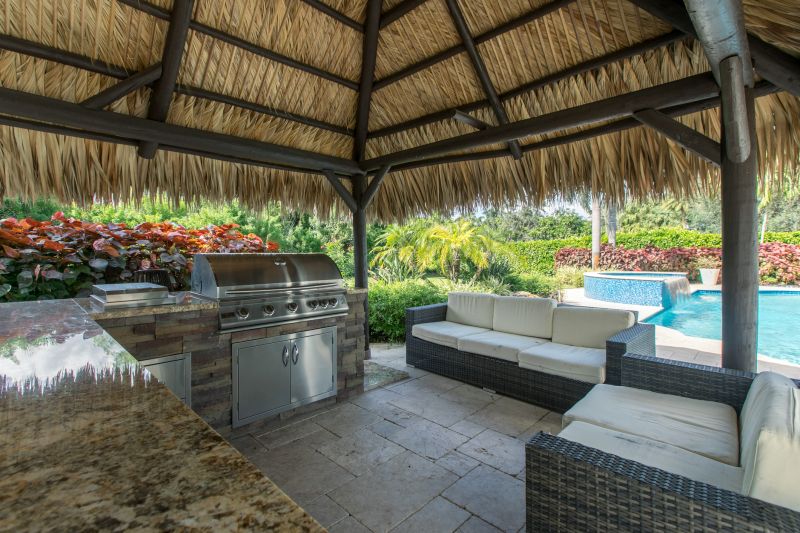 Outdoor Kitchen Installation in Charleston, SC