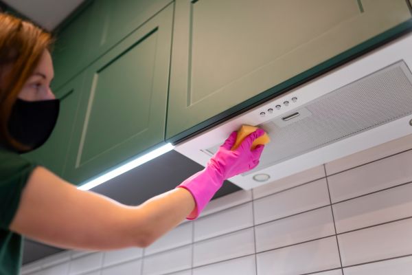 Stove Exhaust Fan Cleaning