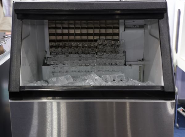 Ice Maker Servicing
